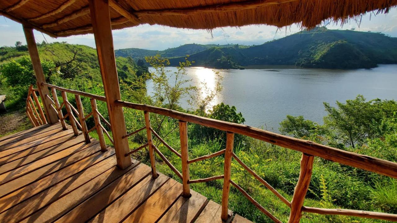Mwamba Kelele Lodge Fort Portal Exteriér fotografie