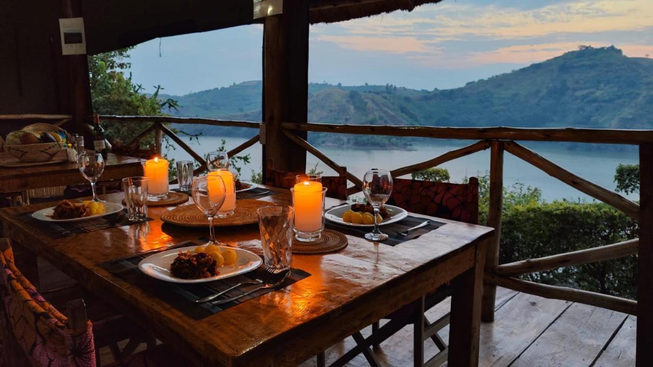Mwamba Kelele Lodge Fort Portal Exteriér fotografie