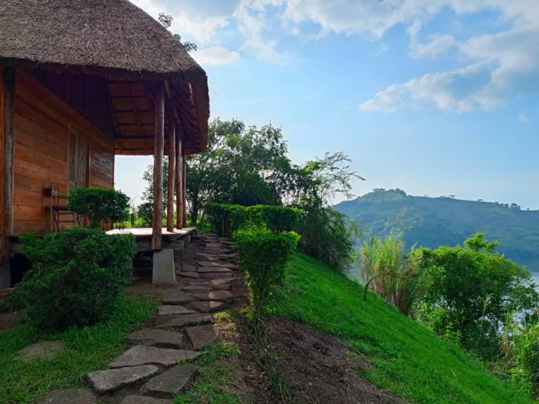 Mwamba Kelele Lodge Fort Portal Exteriér fotografie